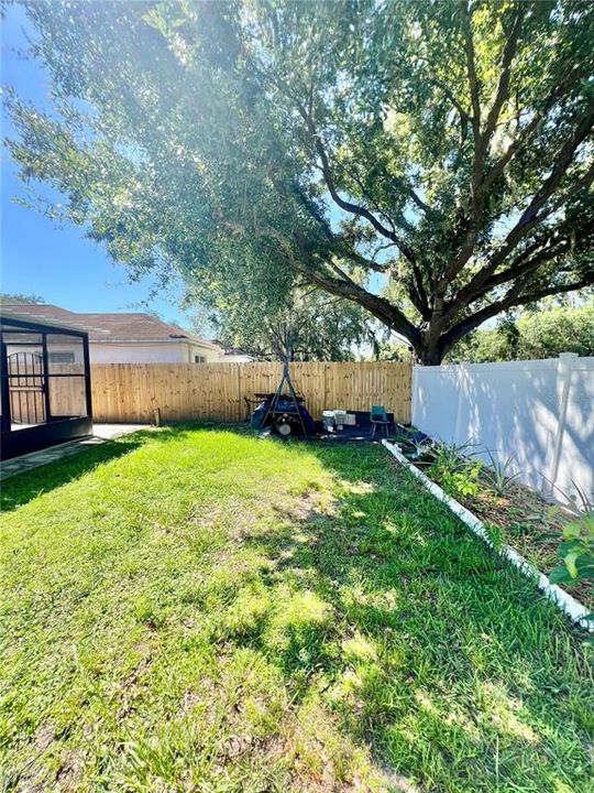 En Venta: $300,000 (3 camas, 2 baños, 1142 Pies cuadrados)