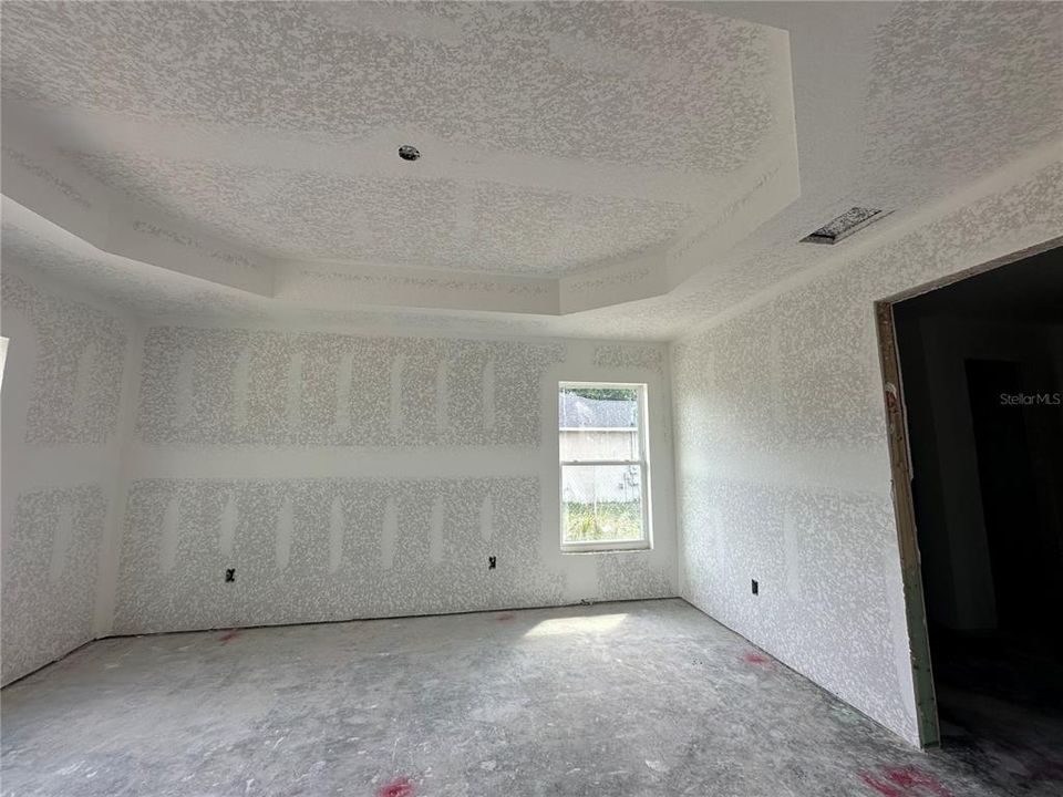 For Sale: $303,550 (4 beds, 2 baths, 1755 Square Feet)