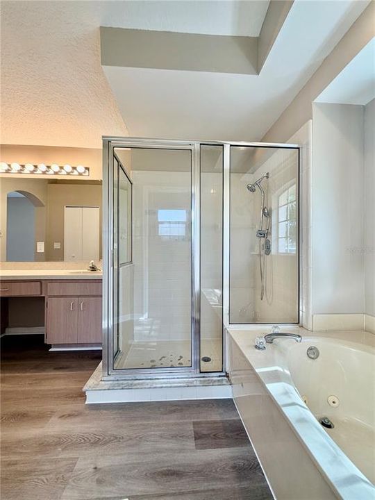 For Rent: $3,195 (3 beds, 2 baths, 1850 Square Feet)