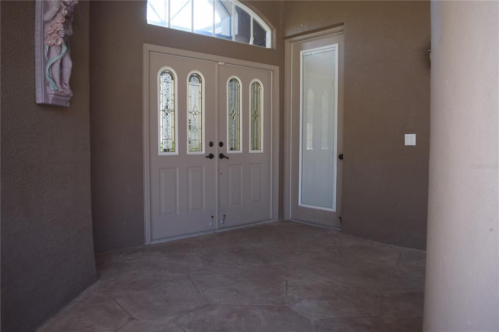 For Sale: $475,000 (3 beds, 3 baths, 2136 Square Feet)