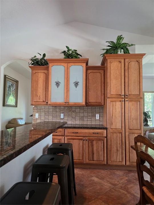 For Sale: $475,000 (3 beds, 3 baths, 2136 Square Feet)