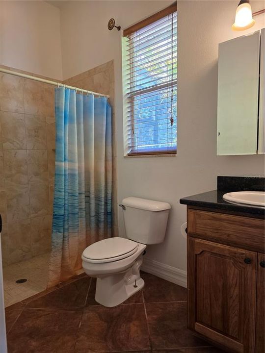 For Sale: $475,000 (3 beds, 3 baths, 2136 Square Feet)