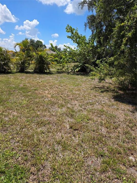 For Sale: $475,000 (3 beds, 3 baths, 2136 Square Feet)