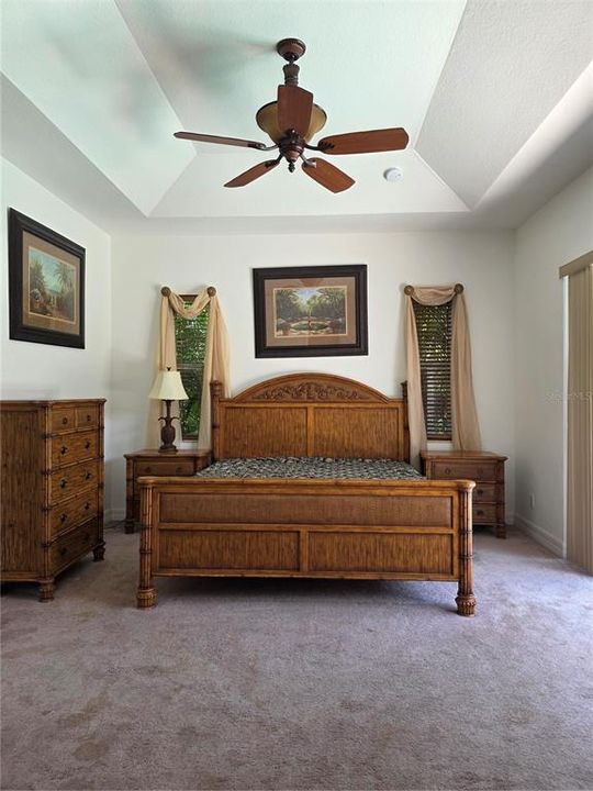For Sale: $475,000 (3 beds, 3 baths, 2136 Square Feet)