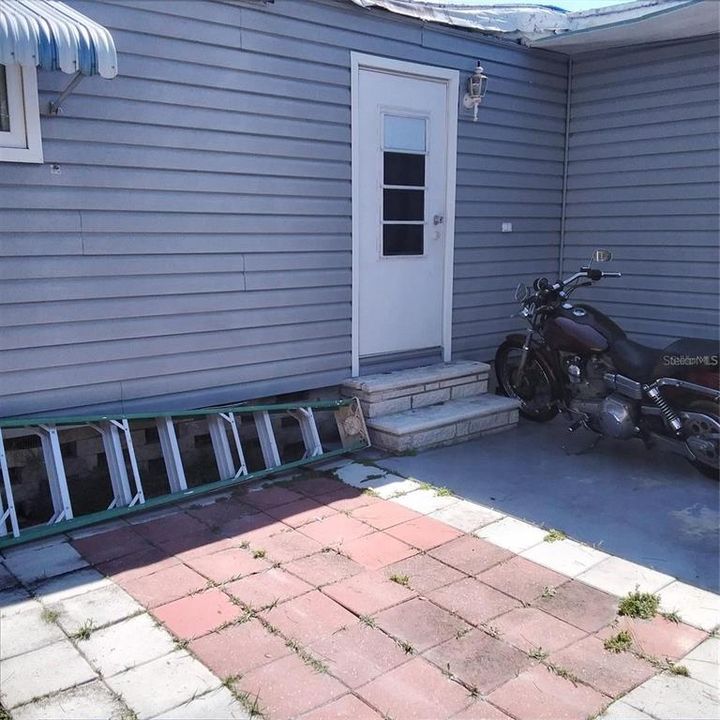 На продажу: $78,000 (2 спален, 1 ванн, 975 Квадратных фут)