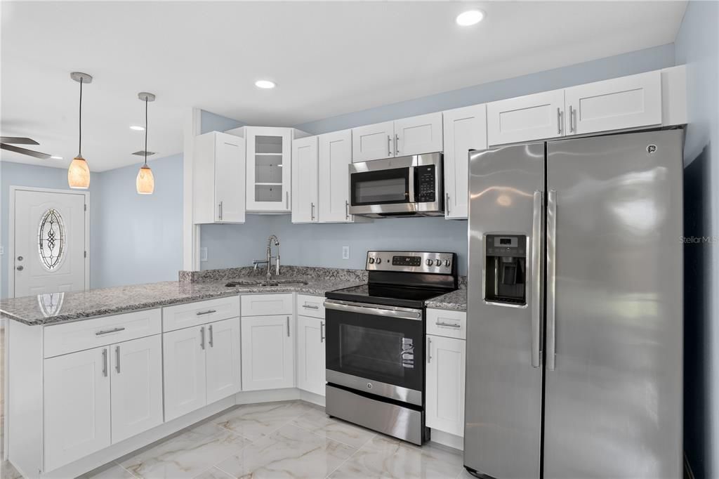 For Sale: $355,000 (4 beds, 2 baths, 1268 Square Feet)