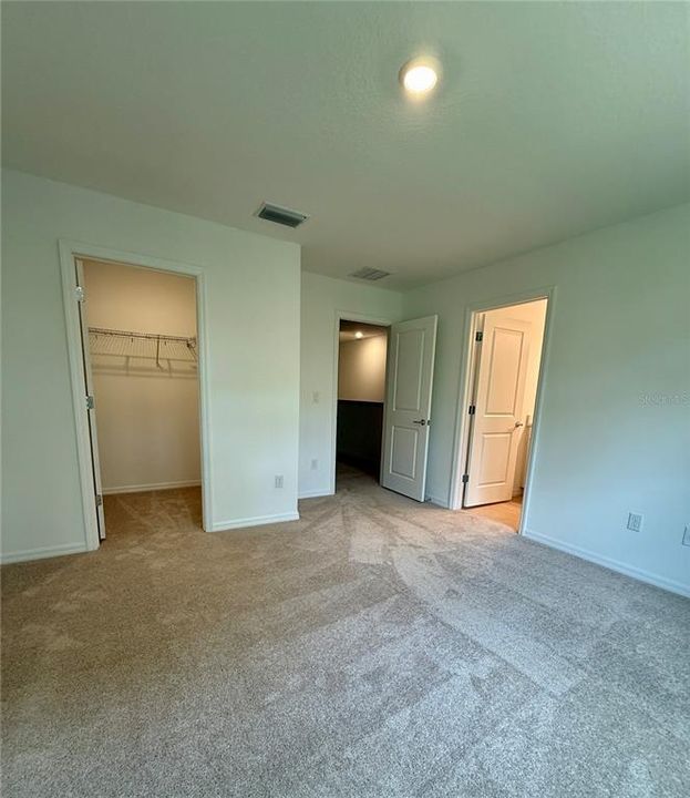 For Rent: $2,300 (3 beds, 2 baths, 1417 Square Feet)