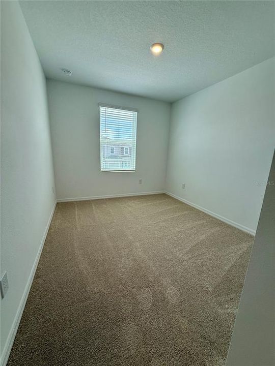 For Rent: $2,300 (3 beds, 2 baths, 1417 Square Feet)