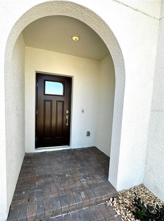 For Sale: $285,000 (2 beds, 2 baths, 1747 Square Feet)