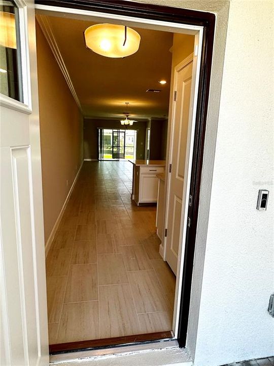 For Sale: $285,000 (2 beds, 2 baths, 1747 Square Feet)