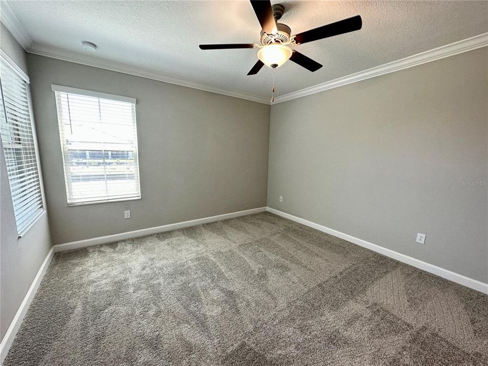 For Sale: $285,000 (2 beds, 2 baths, 1747 Square Feet)