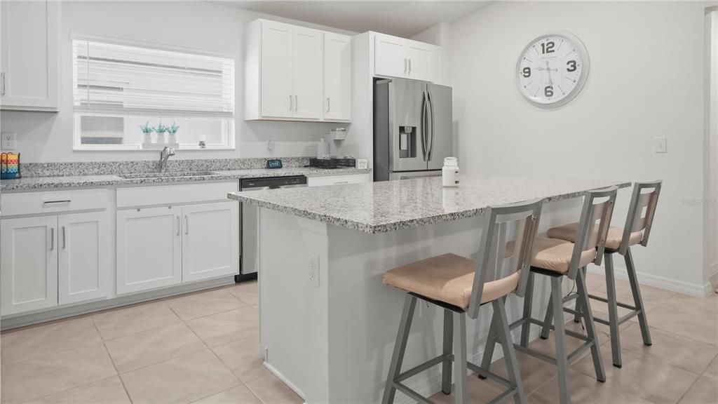 На продажу: $329,000 (3 спален, 2 ванн, 1506 Квадратных фут)