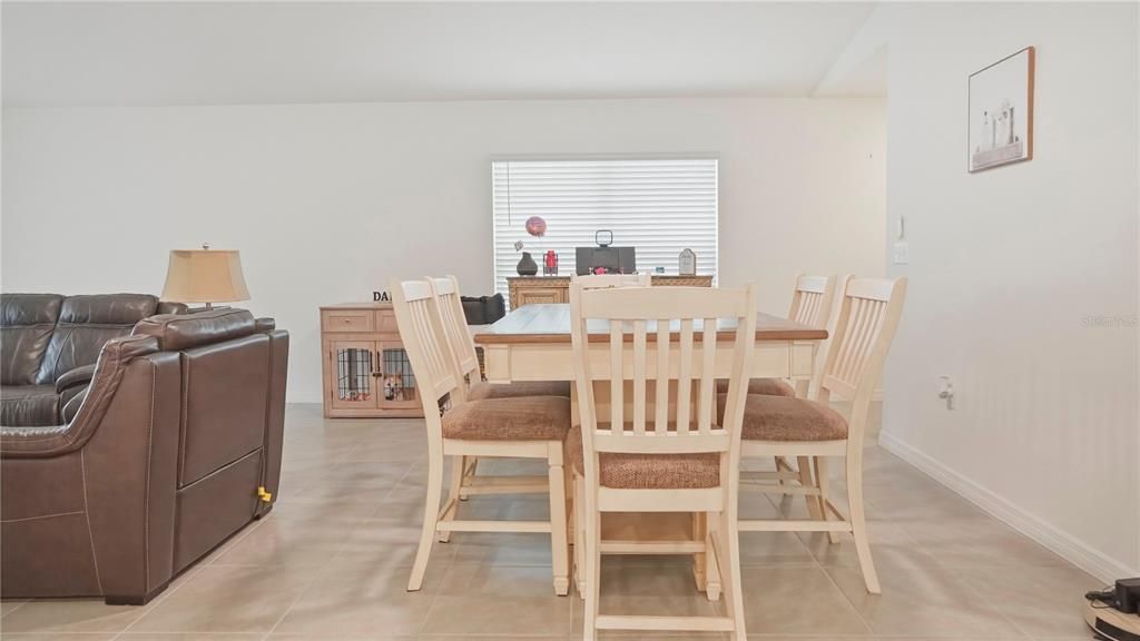 На продажу: $329,000 (3 спален, 2 ванн, 1506 Квадратных фут)