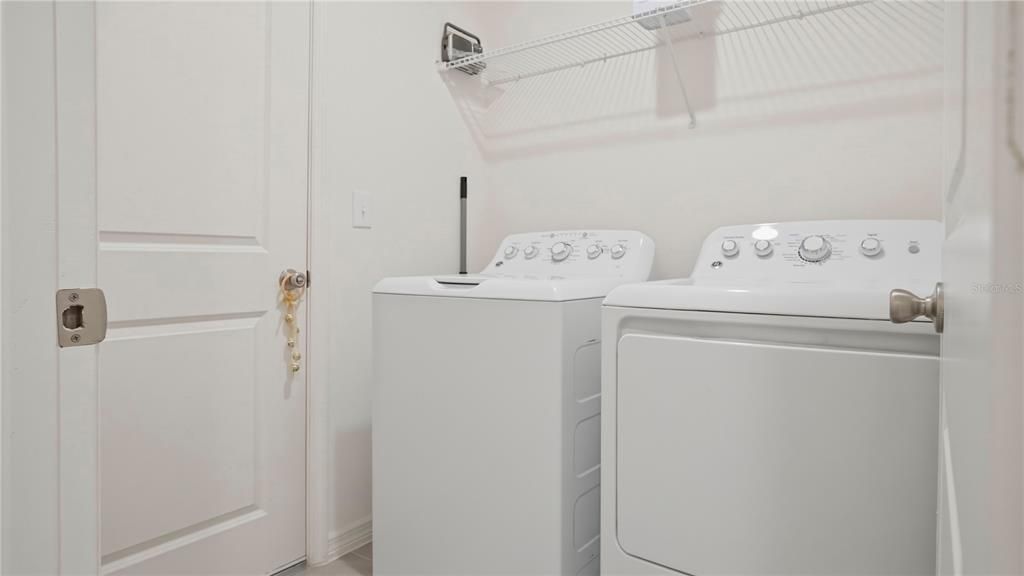 На продажу: $329,000 (3 спален, 2 ванн, 1506 Квадратных фут)