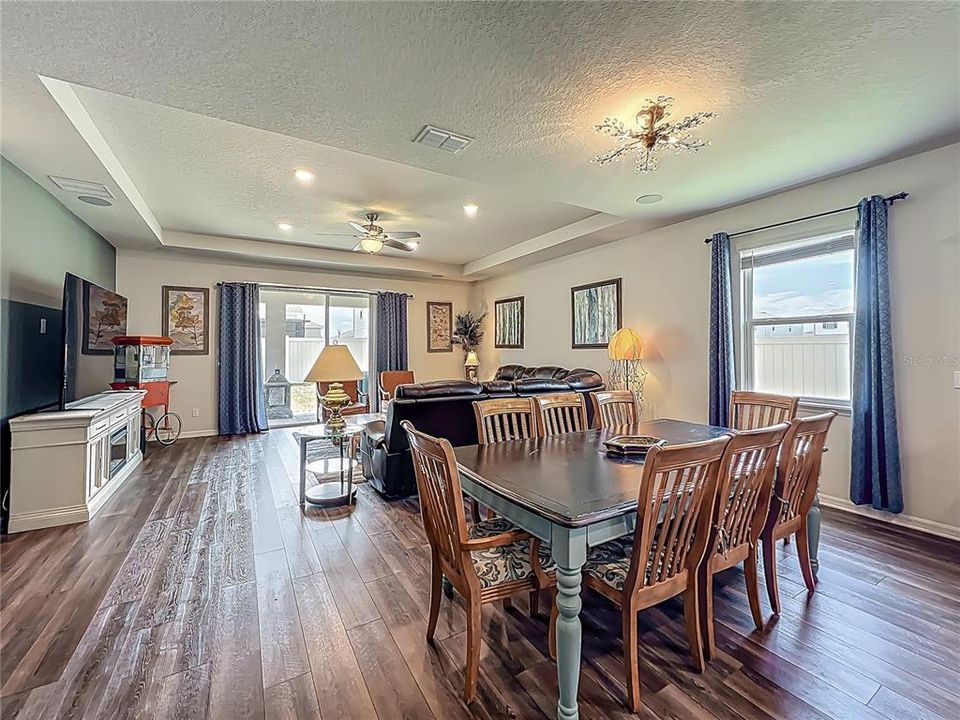 For Sale: $485,000 (3 beds, 2 baths, 2184 Square Feet)