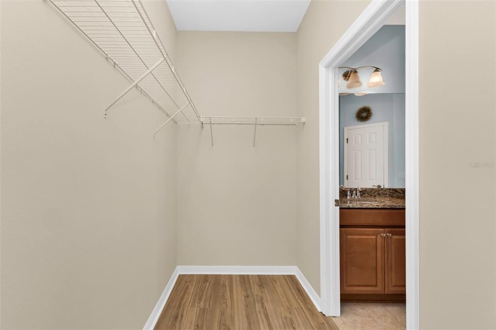 For Sale: $329,000 (2 beds, 2 baths, 1542 Square Feet)
