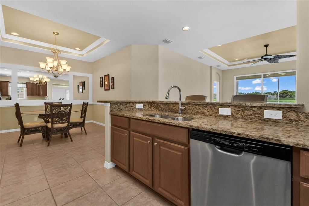For Sale: $329,000 (2 beds, 2 baths, 1542 Square Feet)