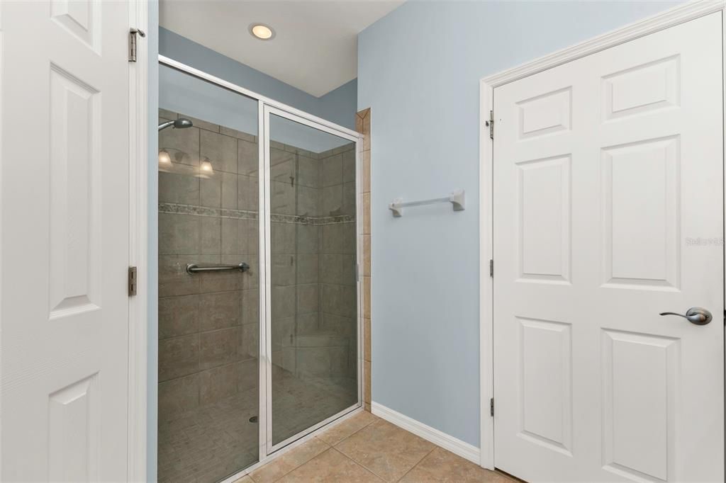 For Sale: $329,000 (2 beds, 2 baths, 1542 Square Feet)