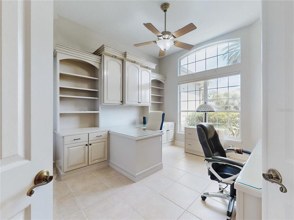 For Sale: $1,650,000 (4 beds, 3 baths, 3682 Square Feet)