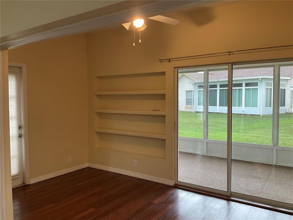 For Sale: $415,000 (3 beds, 2 baths, 1793 Square Feet)