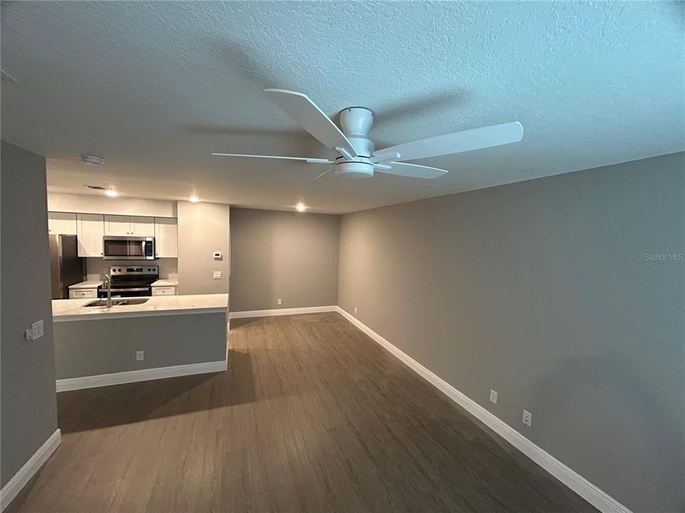 For Rent: $1,600 (1 beds, 1 baths, 660 Square Feet)