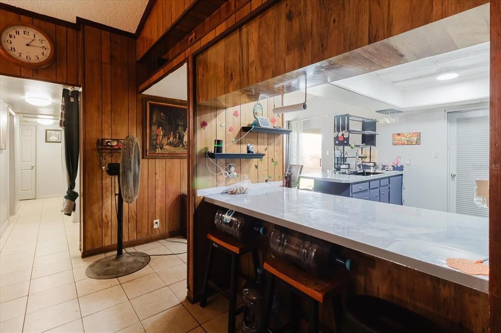 En Venta: $799,000 (4 camas, 1 baños, 2430 Pies cuadrados)