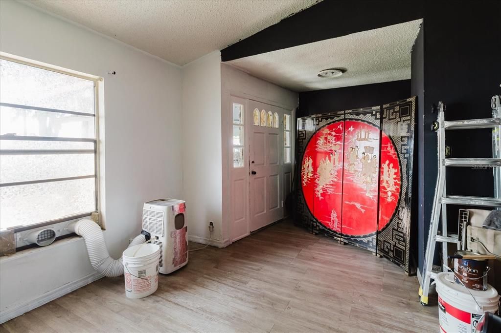 En Venta: $799,000 (4 camas, 1 baños, 2430 Pies cuadrados)