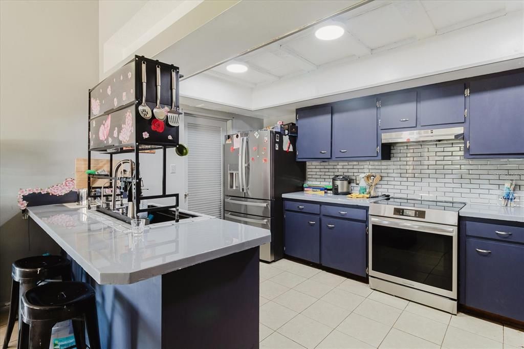 En Venta: $799,000 (4 camas, 1 baños, 2430 Pies cuadrados)