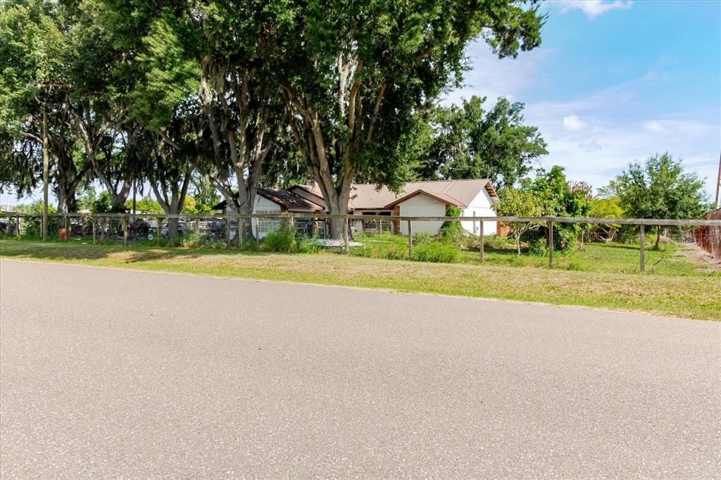En Venta: $799,000 (4 camas, 1 baños, 2430 Pies cuadrados)