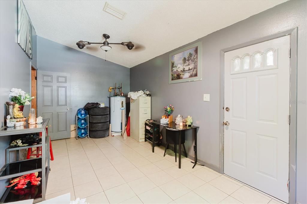 En Venta: $799,000 (4 camas, 1 baños, 2430 Pies cuadrados)