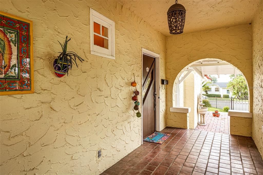 For Sale: $949,900 (5 beds, 4 baths, 4988 Square Feet)
