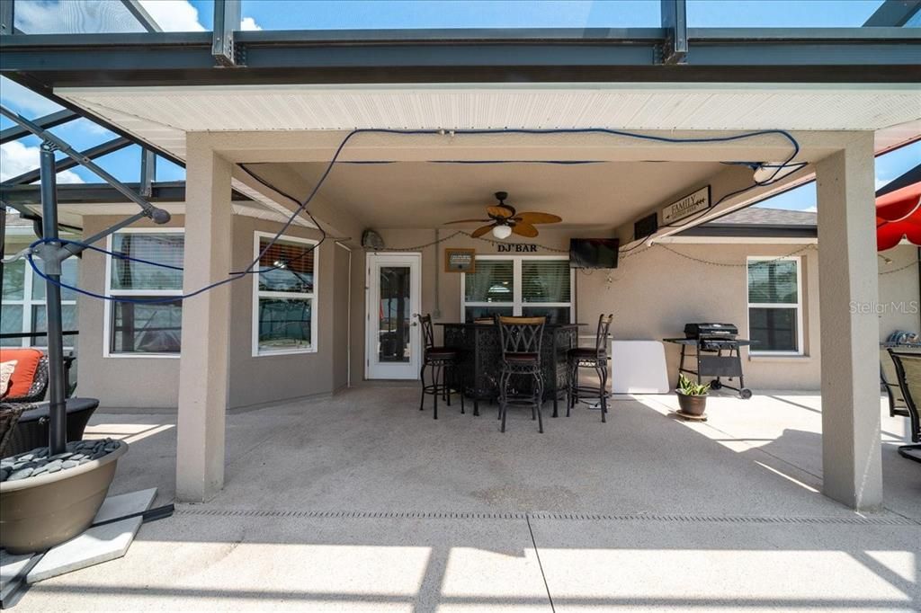En Venta: $425,000 (4 camas, 2 baños, 2316 Pies cuadrados)
