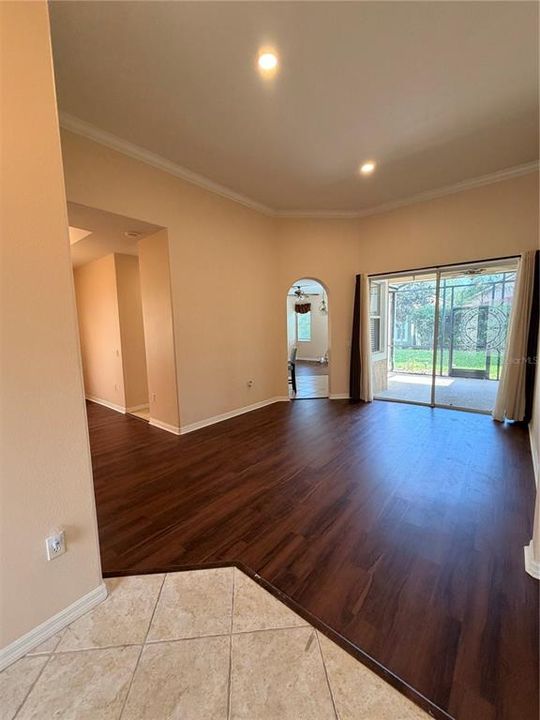 For Rent: $3,195 (3 beds, 2 baths, 1925 Square Feet)