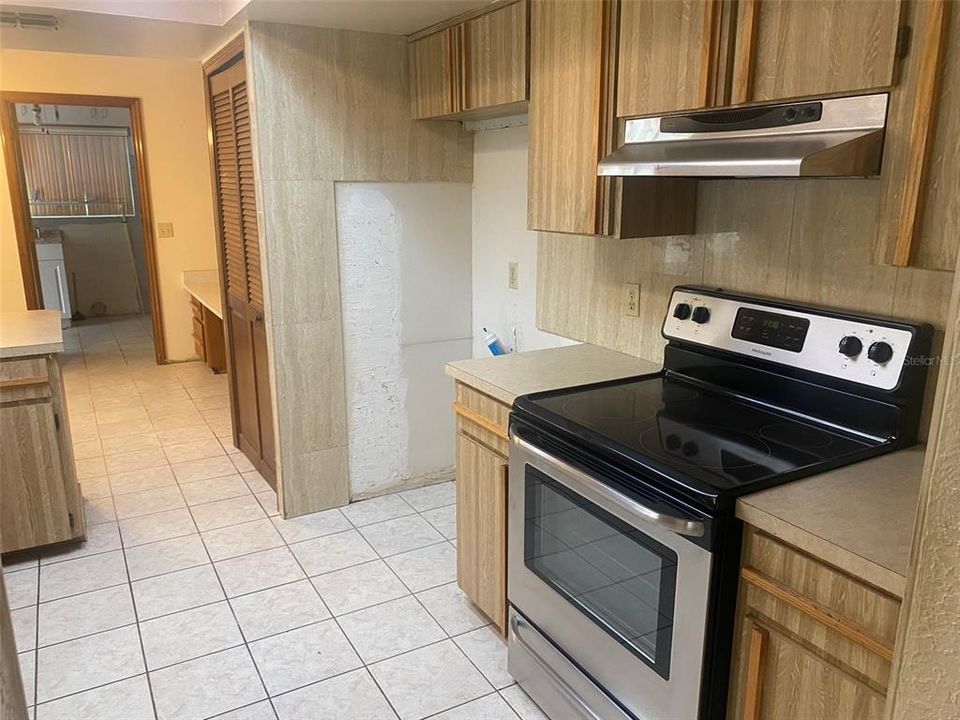 На продажу: $249,000 (2 спален, 2 ванн, 1614 Квадратных фут)