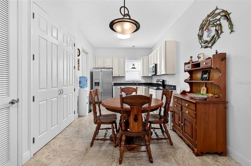 For Sale: $559,900 (3 beds, 2 baths, 1520 Square Feet)