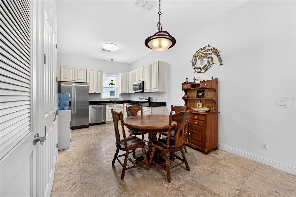 For Sale: $559,900 (3 beds, 2 baths, 1520 Square Feet)