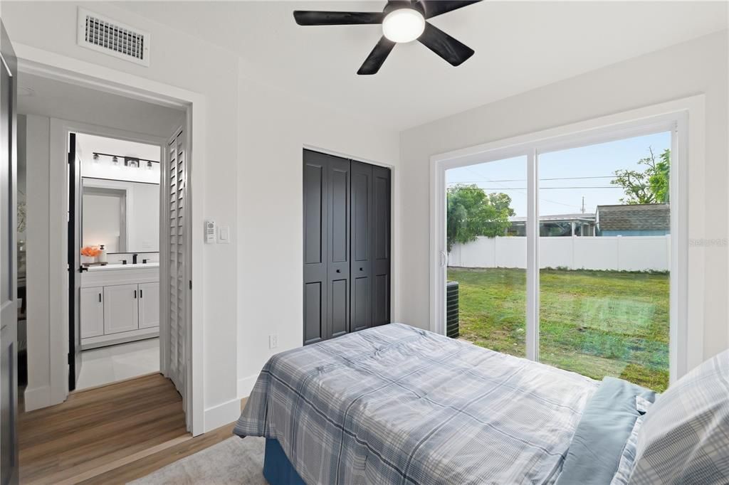 For Sale: $294,800 (2 beds, 1 baths, 683 Square Feet)