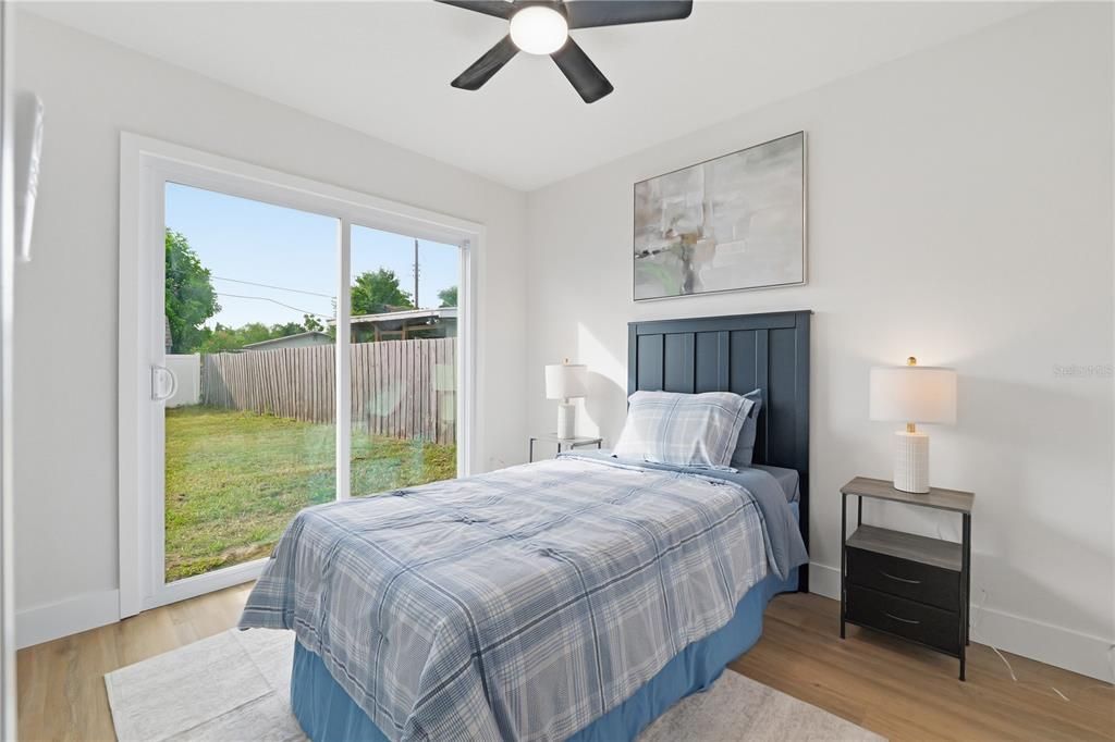 For Sale: $294,800 (2 beds, 1 baths, 683 Square Feet)