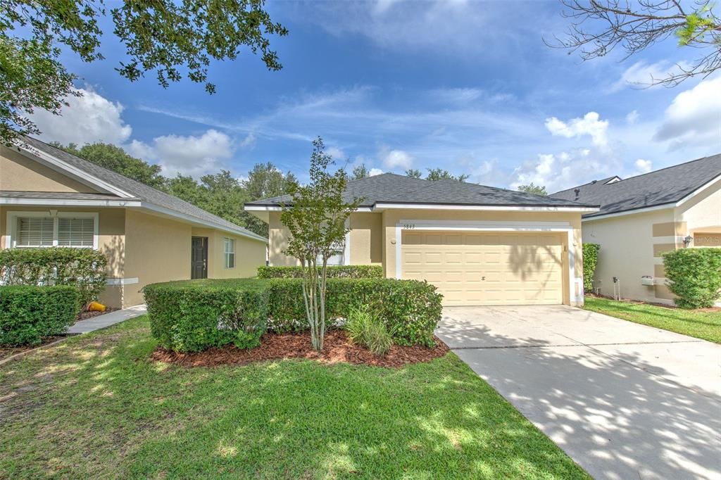 For Sale: $335,000 (4 beds, 2 baths, 1239 Square Feet)