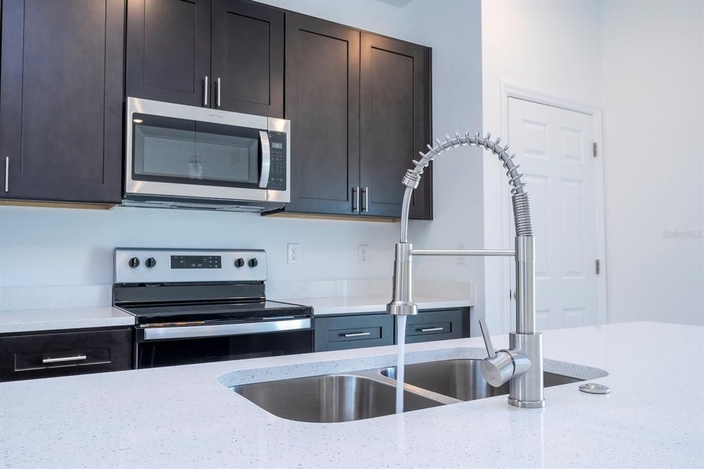 For Sale: $269,899 (3 beds, 2 baths, 1514 Square Feet)