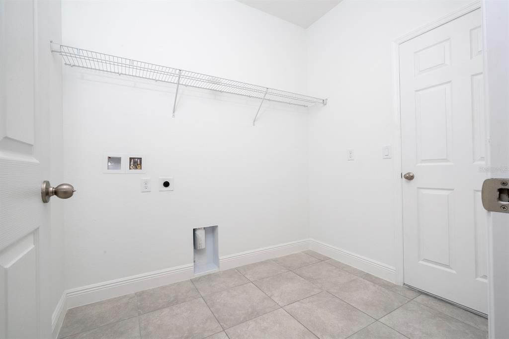 For Sale: $269,899 (3 beds, 2 baths, 1514 Square Feet)