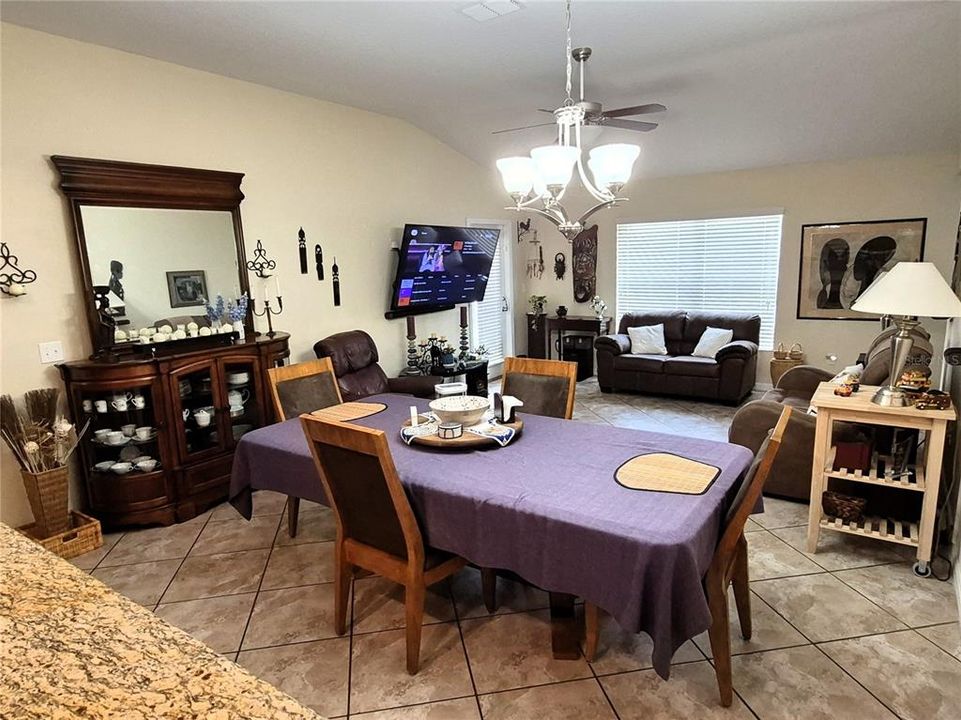 For Sale: $300,000 (3 beds, 2 baths, 1360 Square Feet)