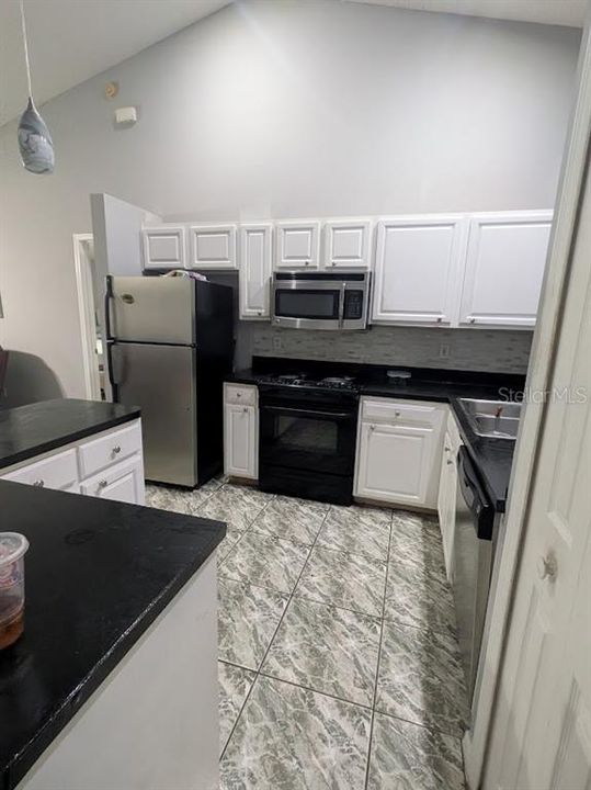 For Sale: $343,000 (3 beds, 2 baths, 1536 Square Feet)