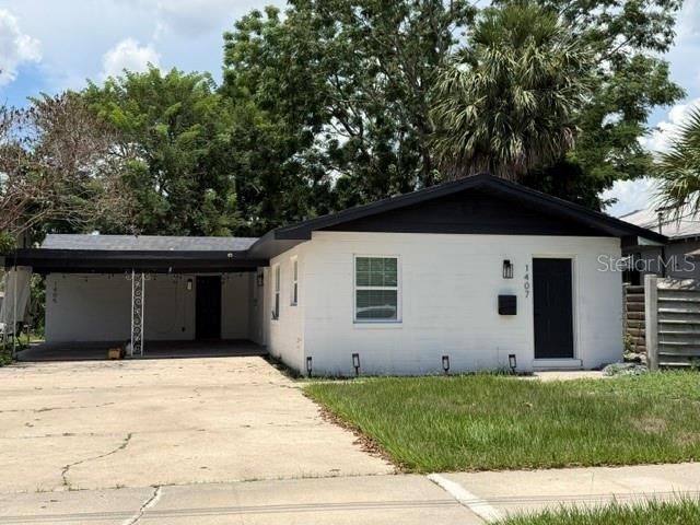 For Rent: $2,195 (2 beds, 1 baths, 850 Square Feet)