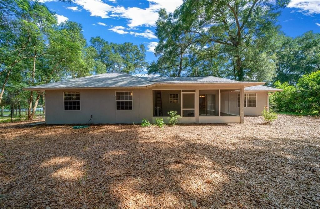 For Sale: $244,900 (3 beds, 2 baths, 1352 Square Feet)