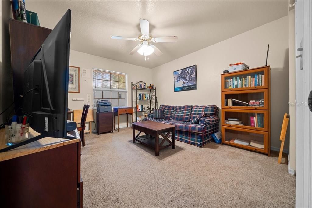 For Sale: $244,900 (3 beds, 2 baths, 1352 Square Feet)