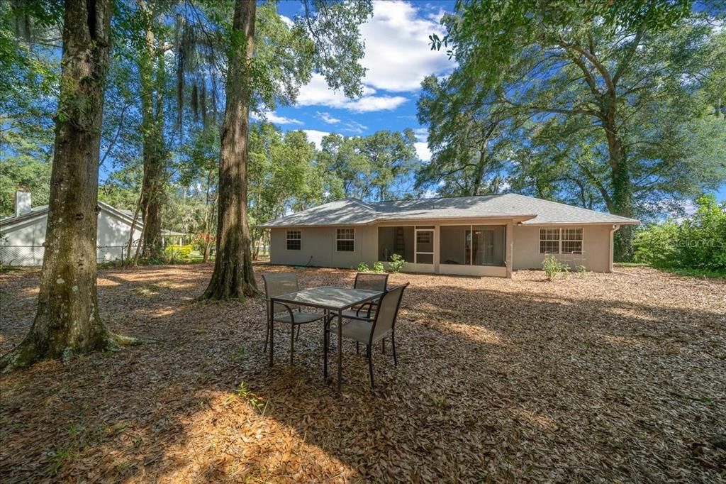 For Sale: $244,900 (3 beds, 2 baths, 1352 Square Feet)