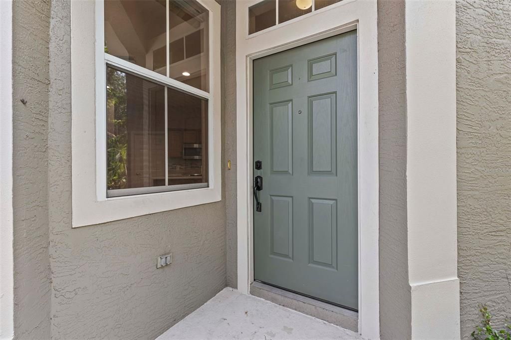 En Venta: $445,000 (3 camas, 2 baños, 2027 Pies cuadrados)