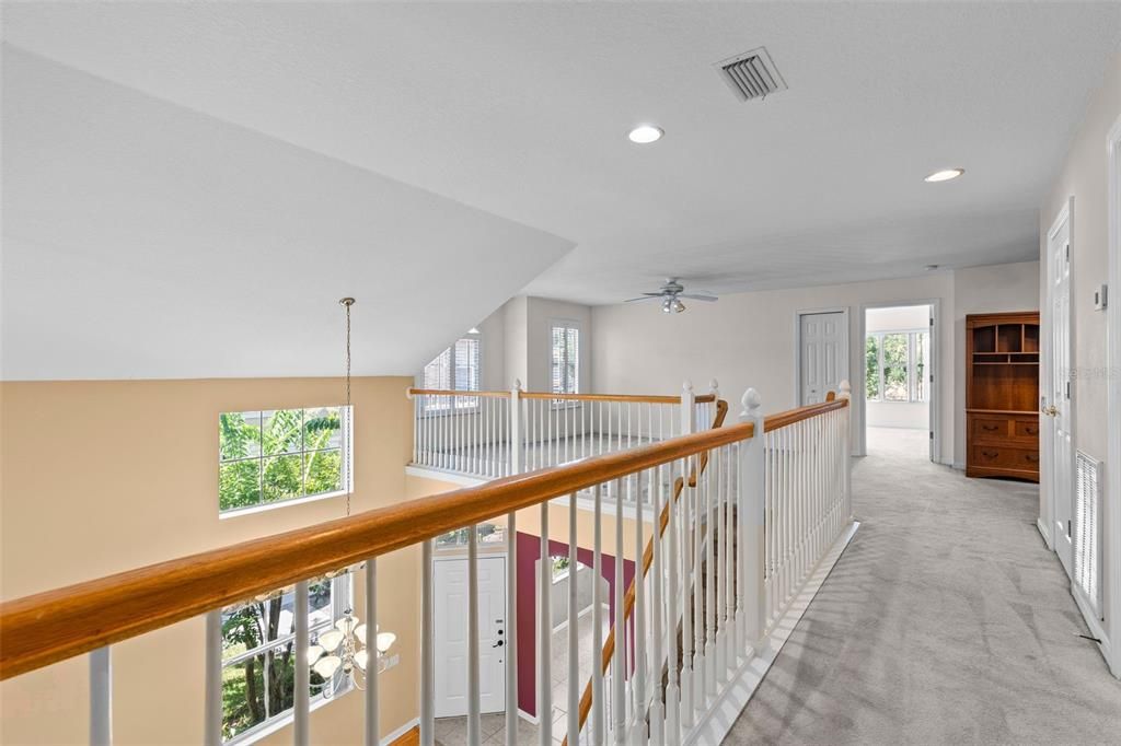 En Venta: $445,000 (3 camas, 2 baños, 2027 Pies cuadrados)