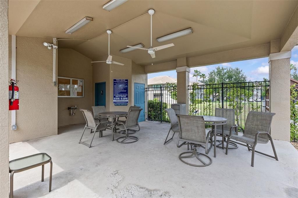 En Venta: $445,000 (3 camas, 2 baños, 2027 Pies cuadrados)